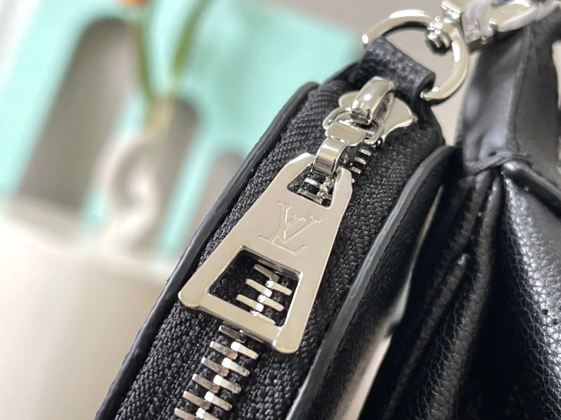Stylish LX Satchel bags 8887