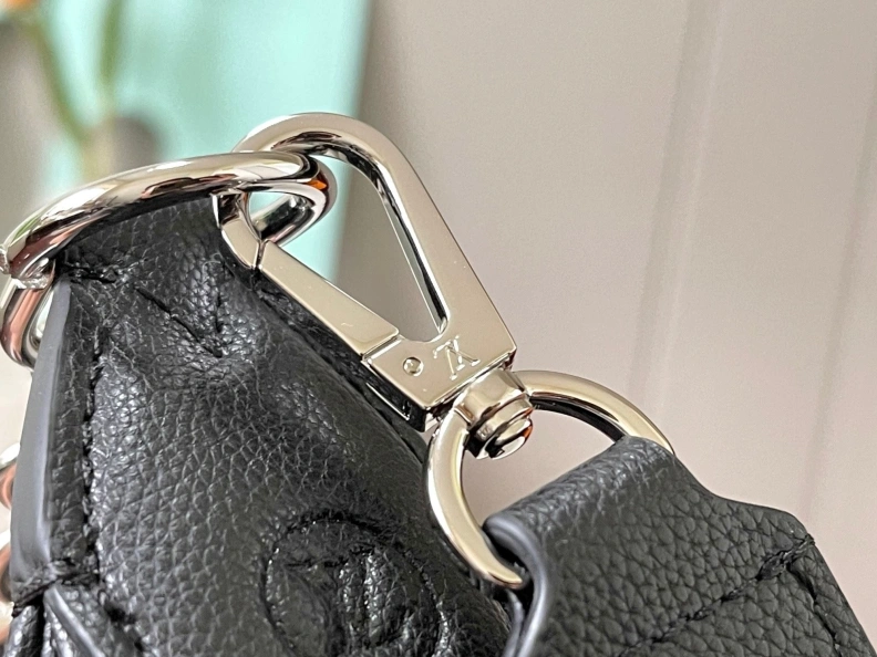 Stylish LX Satchel bags 8887