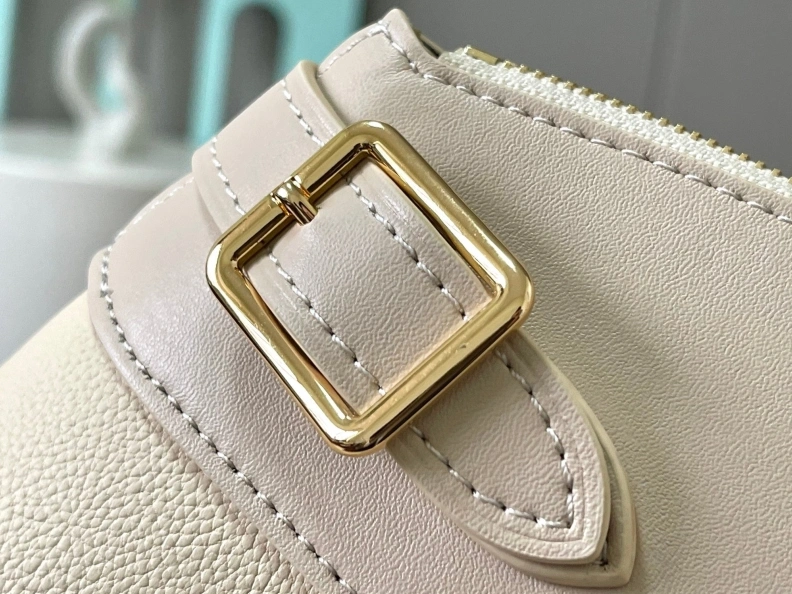 LX Top Handle Bags Cozy 8247