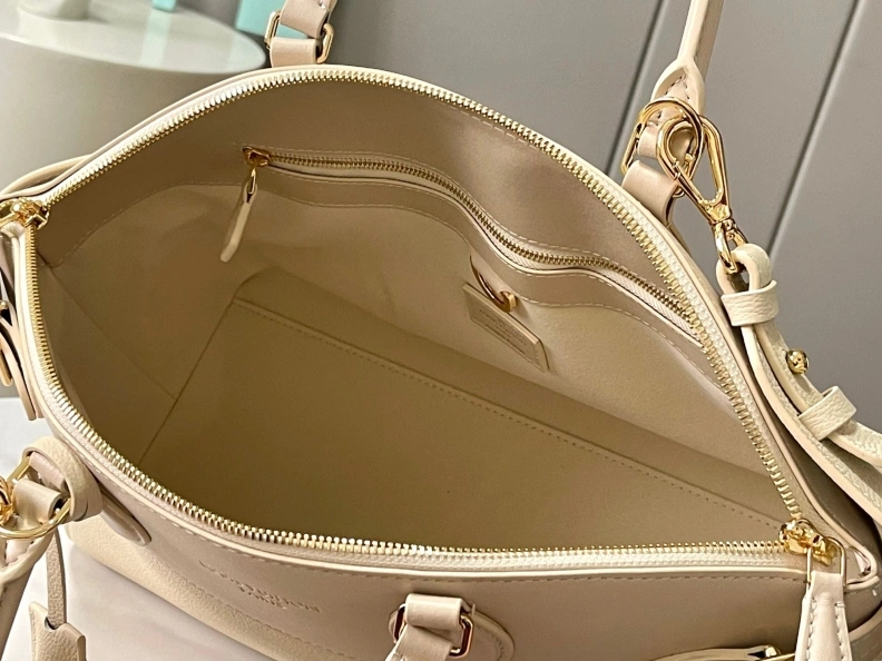 LX Top Handle Bags Cozy 8247