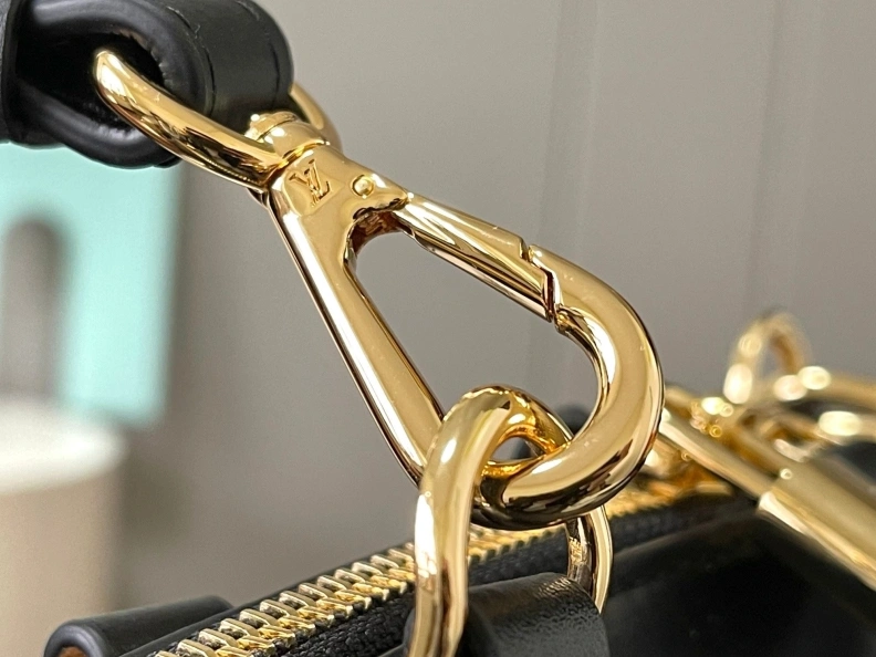 LX Top Handle Bags WellDesigned 8232