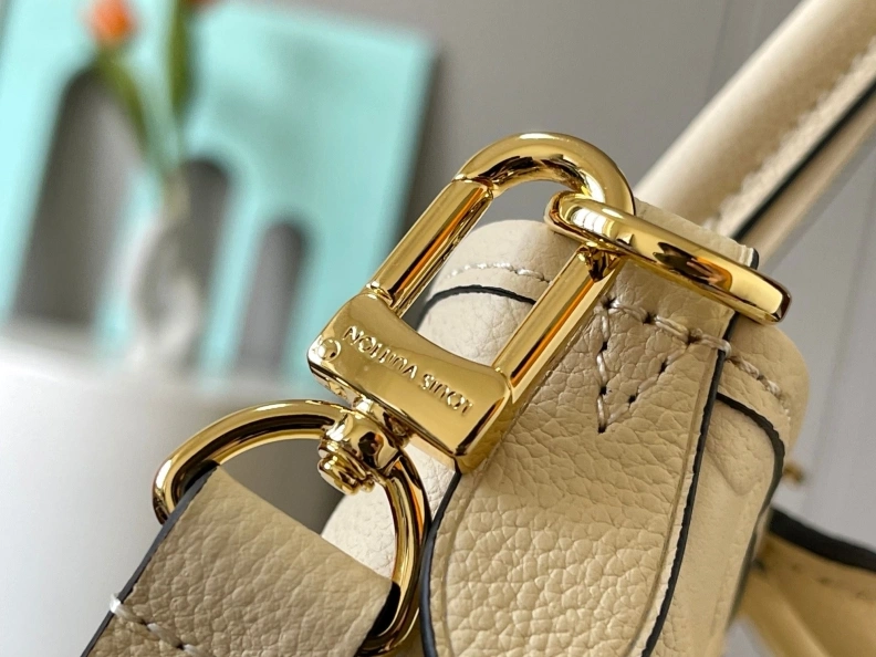 UrbanStyle LX Top Handle Bags 8241