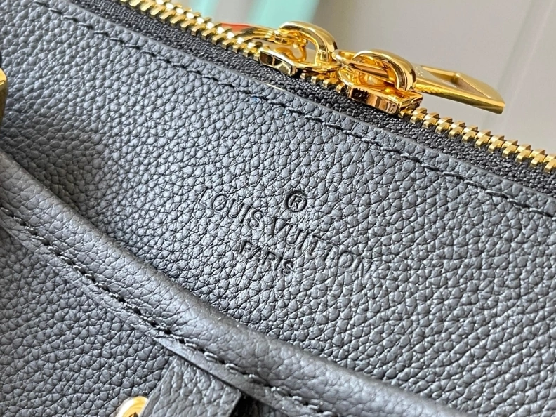 Versatile LX Shopping Bags 8634