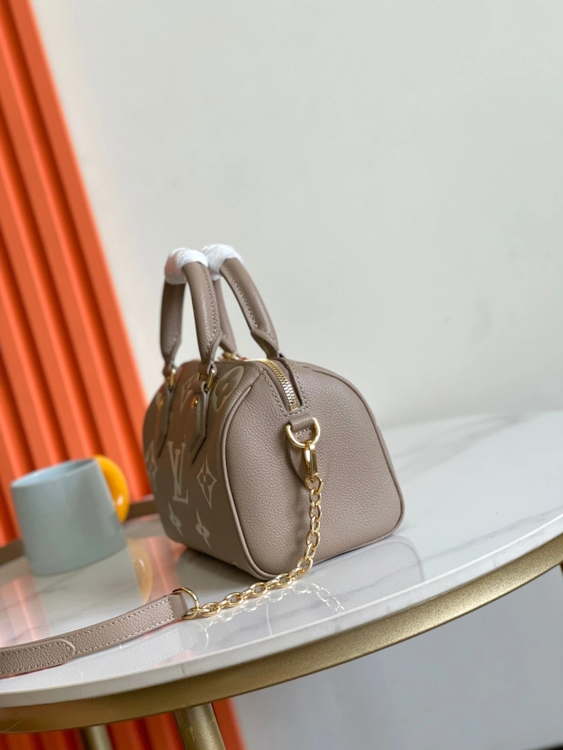 LX Speedy Bags Versatile 8505