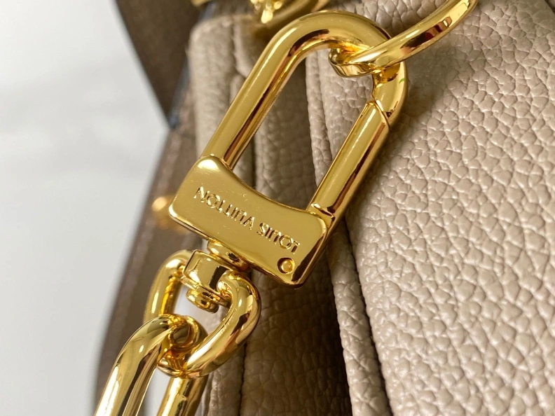 LX Satchel bags Vibrant 8883