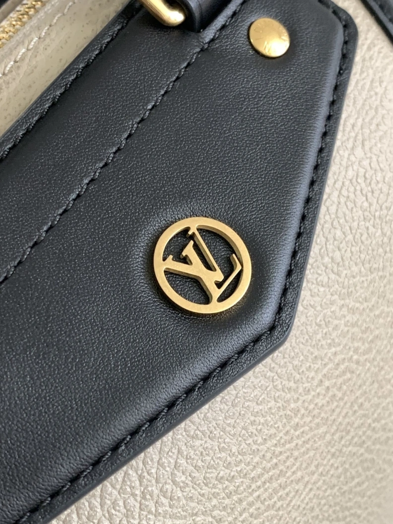 LX Top Handle Bags DailyWear 8238