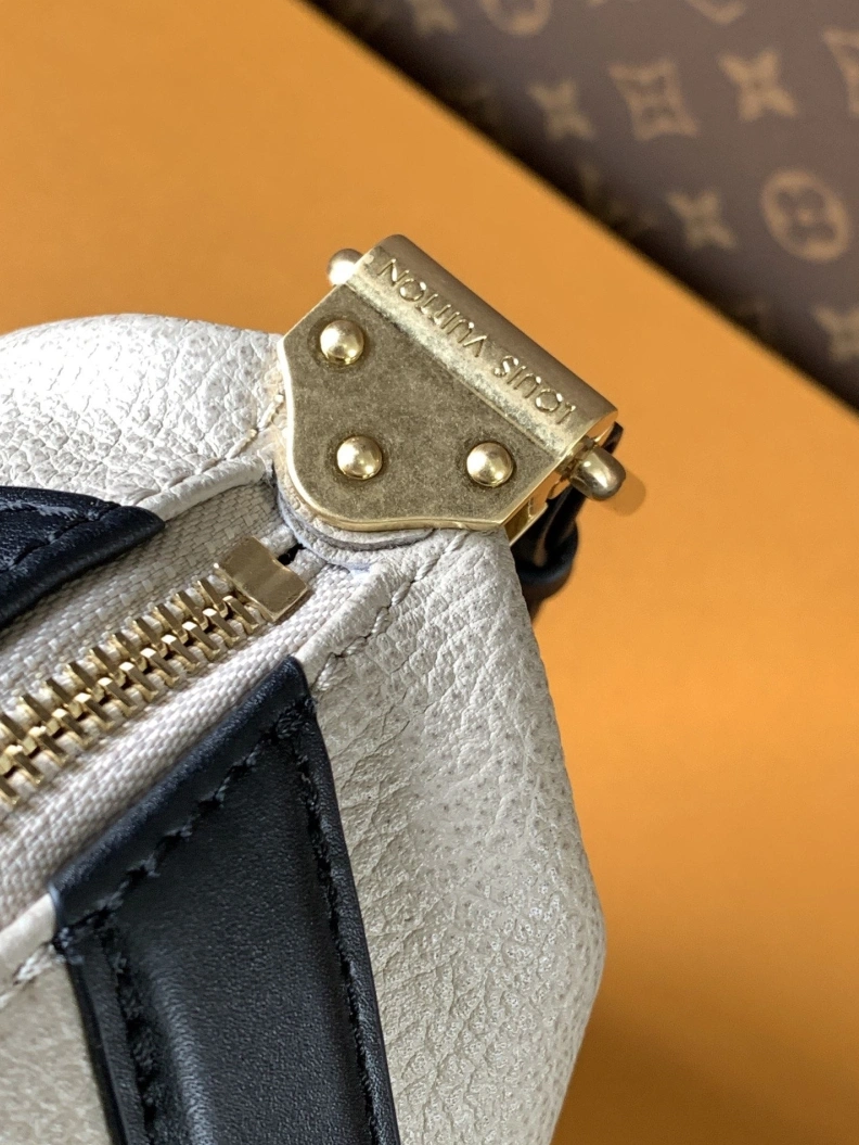 LX Top Handle Bags DailyWear 8238
