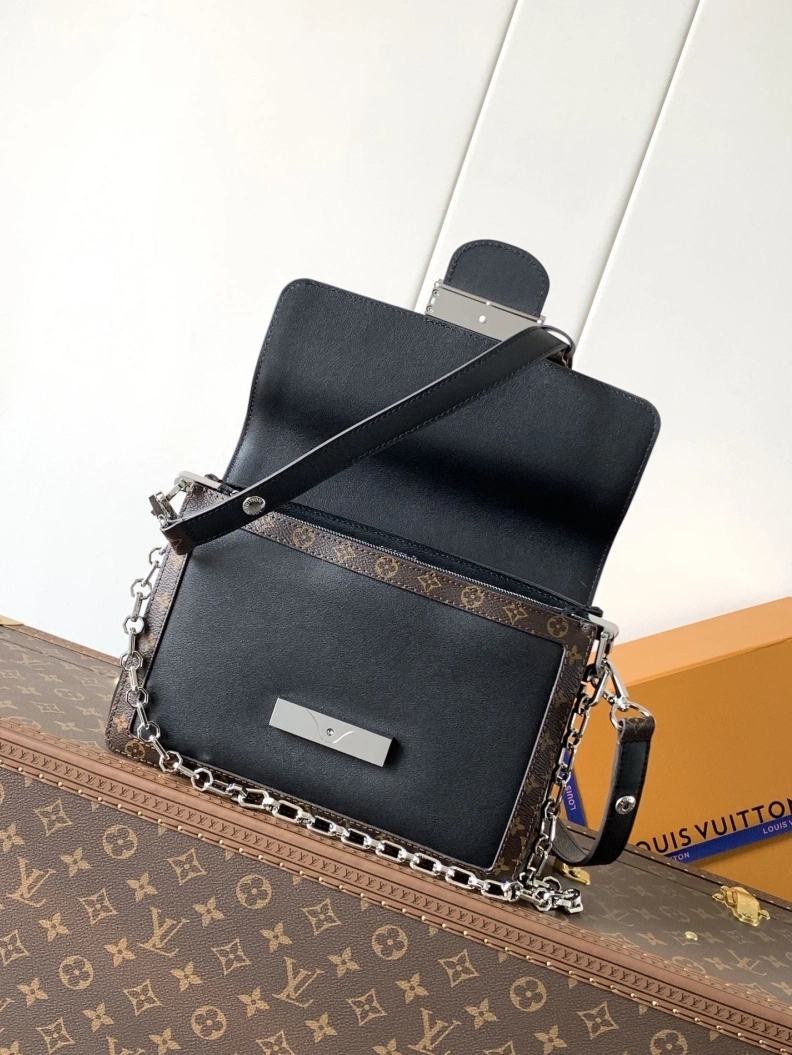 LX Satchel bags EyeCatching 8862