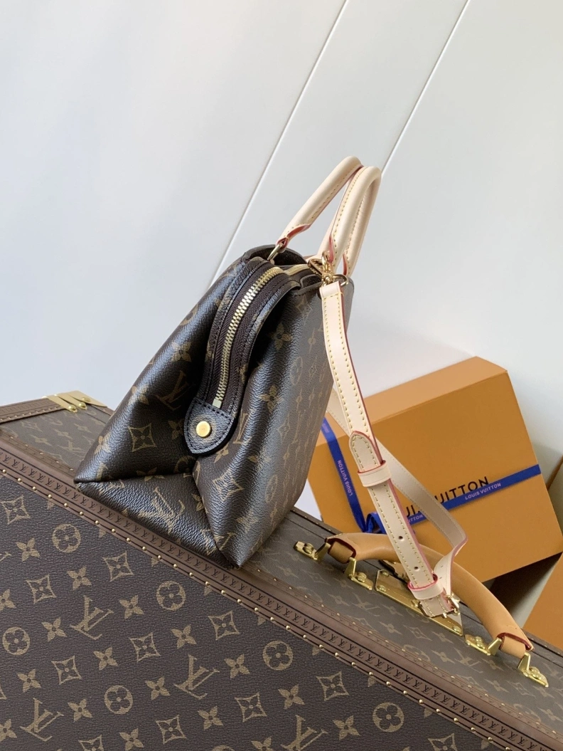 WellDesigned LX Top Handle Bags 8212