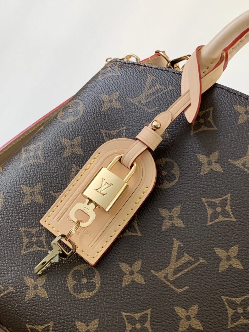 WellDesigned LX Top Handle Bags 8212