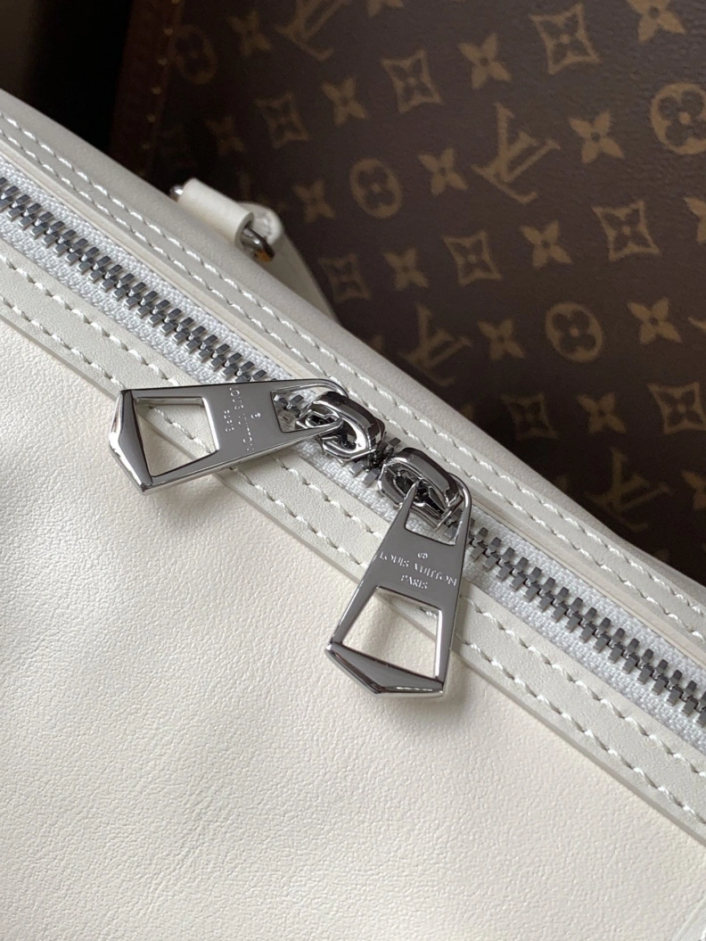 LX Top Handle Bags StreetReady 8227