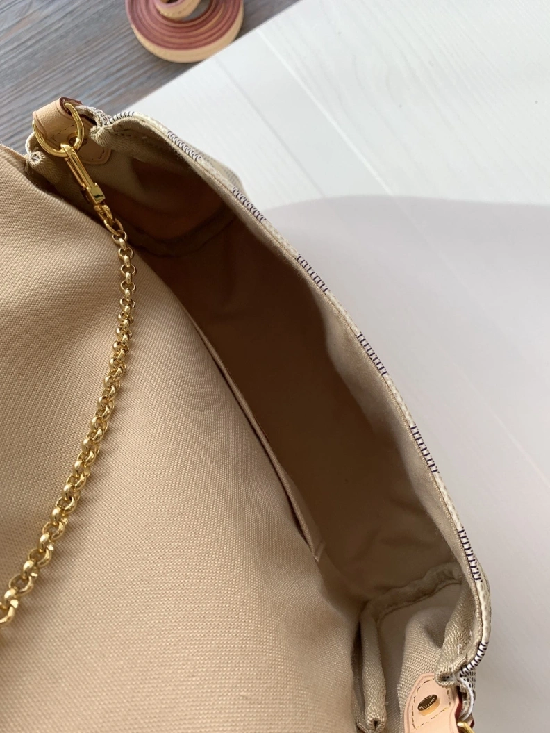 Comfortable LX Clutch Bags 9222