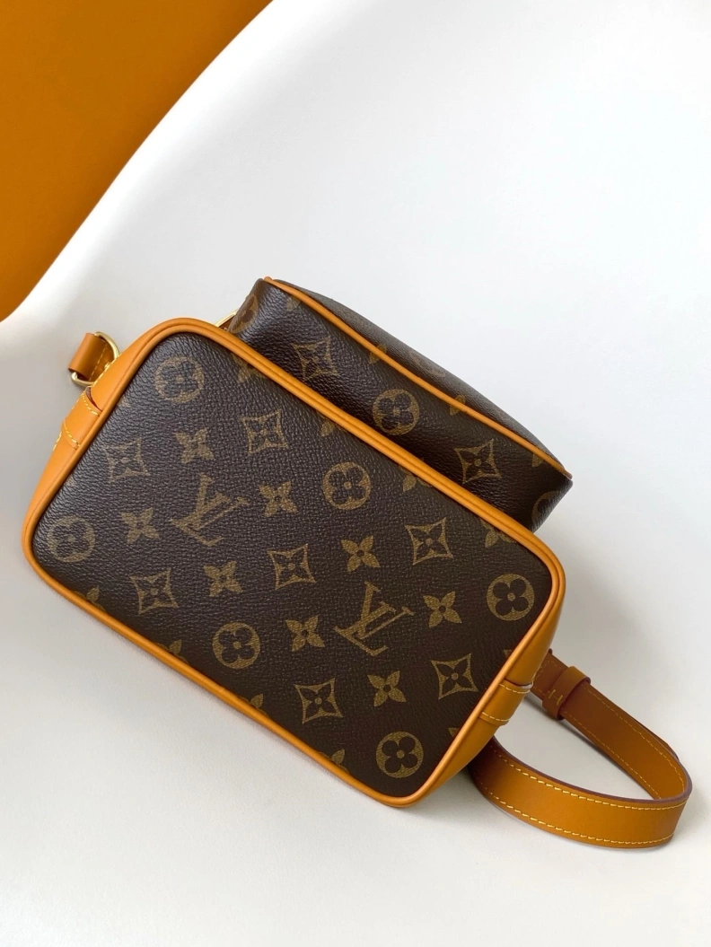 Modern LX Bucket Bags 9361