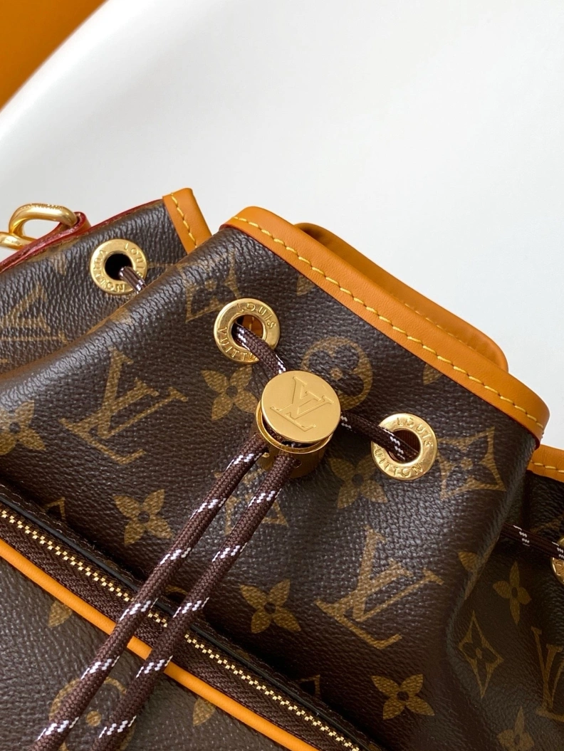 Modern LX Bucket Bags 9361