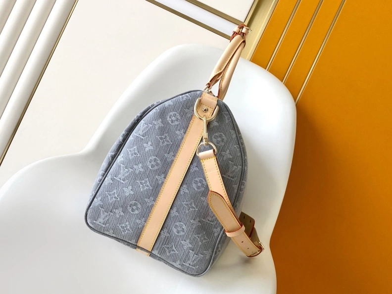 EyeCatching LX Travel Bags 8120