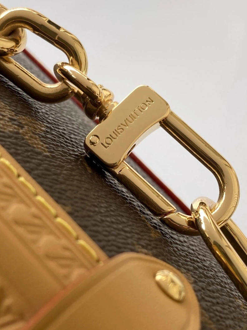 Trendsetting LX Box Bags 9456