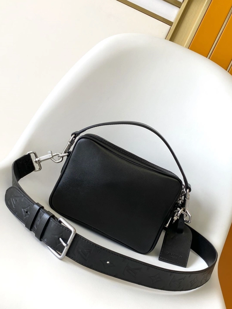 Compact LX Top Handle Bags 8225