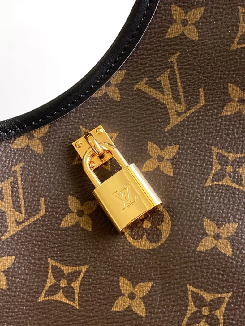 Classic LX Top Handle Bags 8242