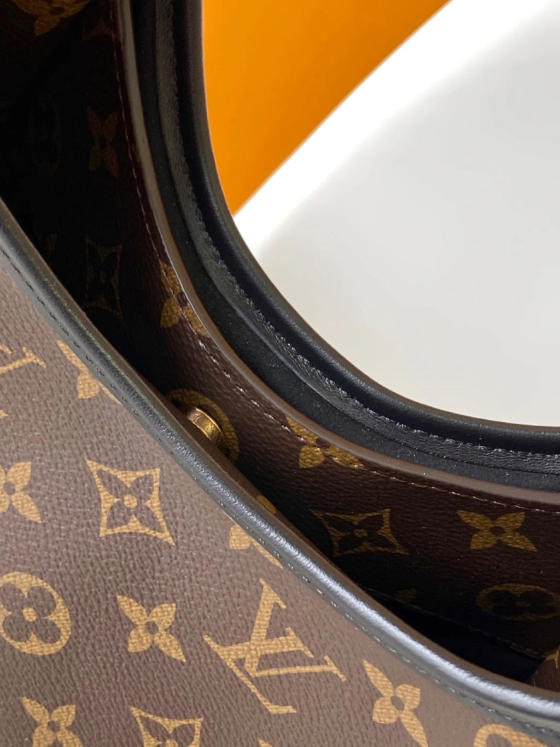 Classic LX Top Handle Bags 8242