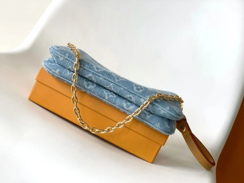 Comfortable LX Satchel bags 8842