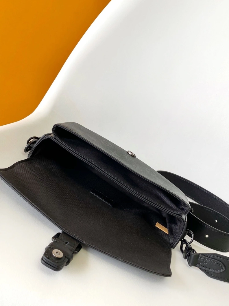 Unique LX Satchel bags 8844