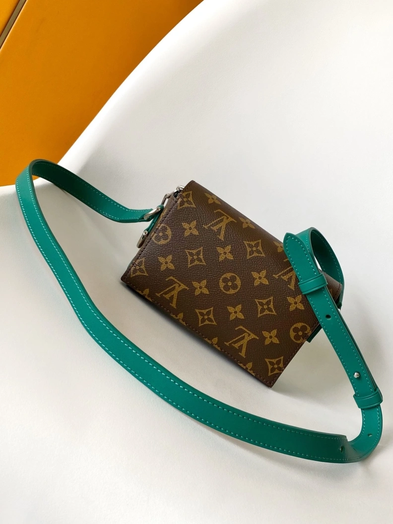 ModernLook LX Satchel bags 8847