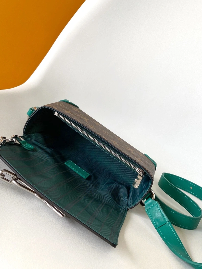 ModernLook LX Satchel bags 8847