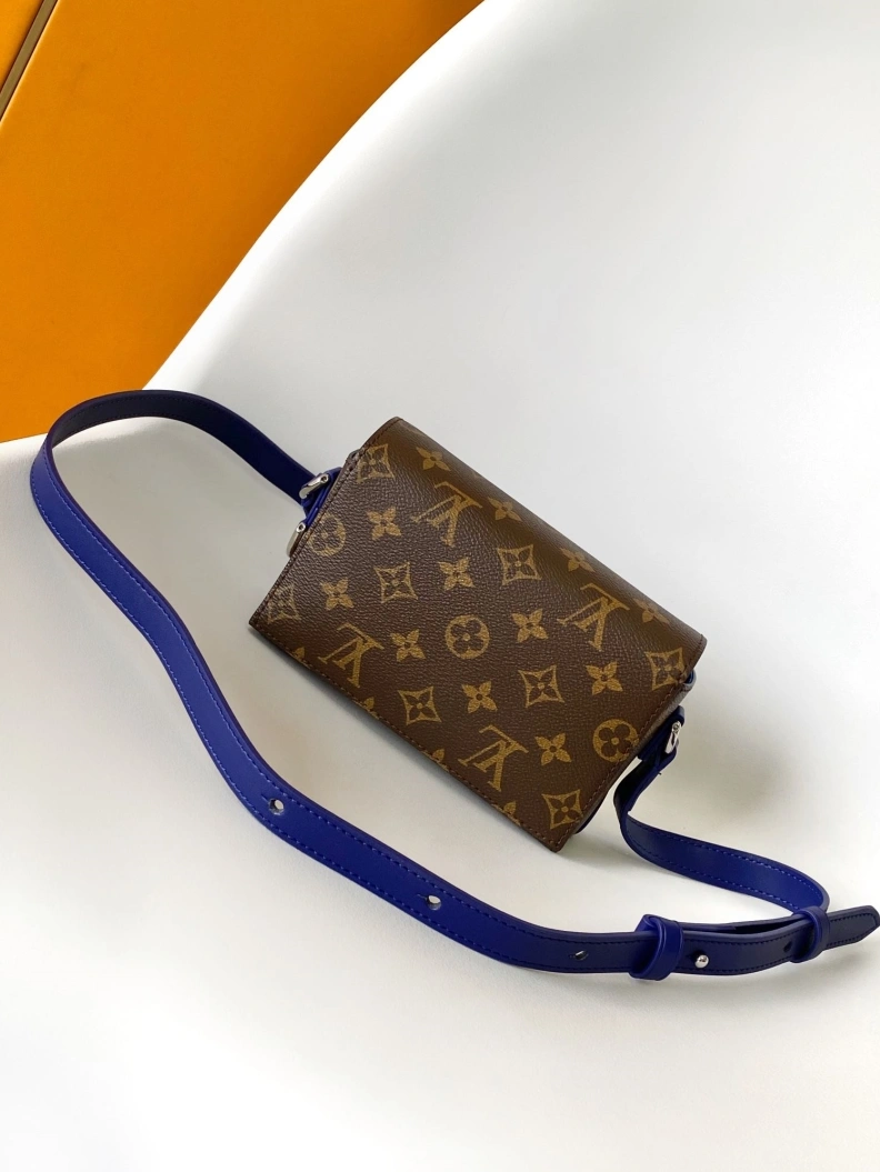 LX Satchel bags Versatile 8837