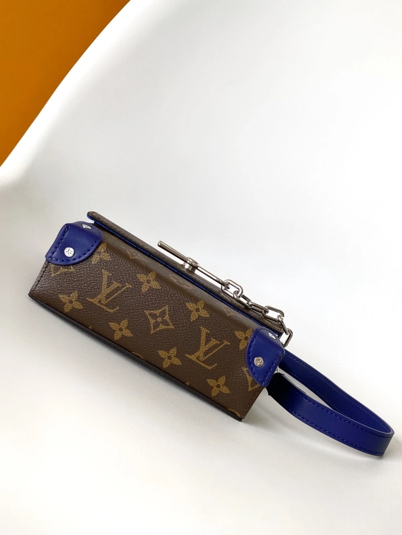 LX Satchel bags Versatile 8837