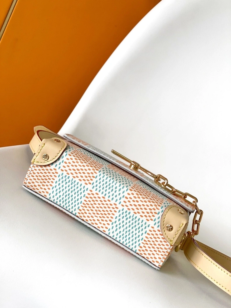 LX Satchel bags Bold 8836