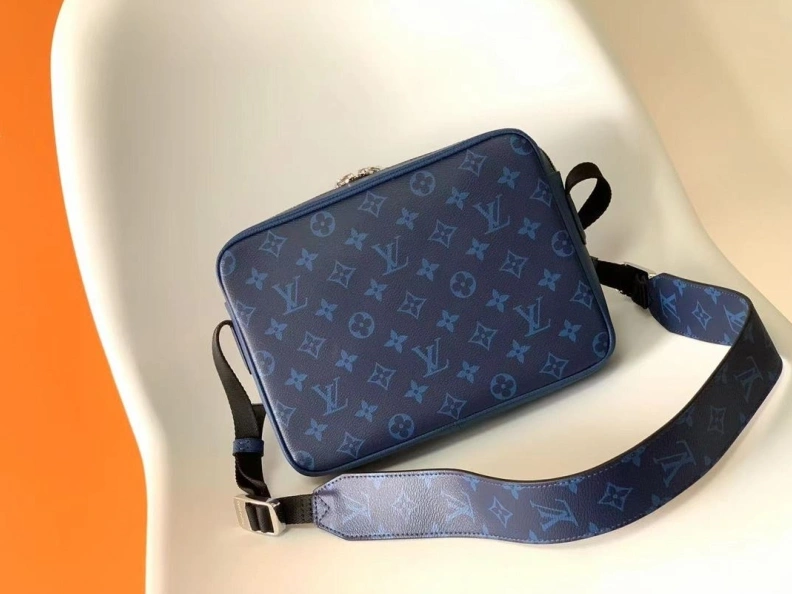 LX Satchel bags Soft 8835