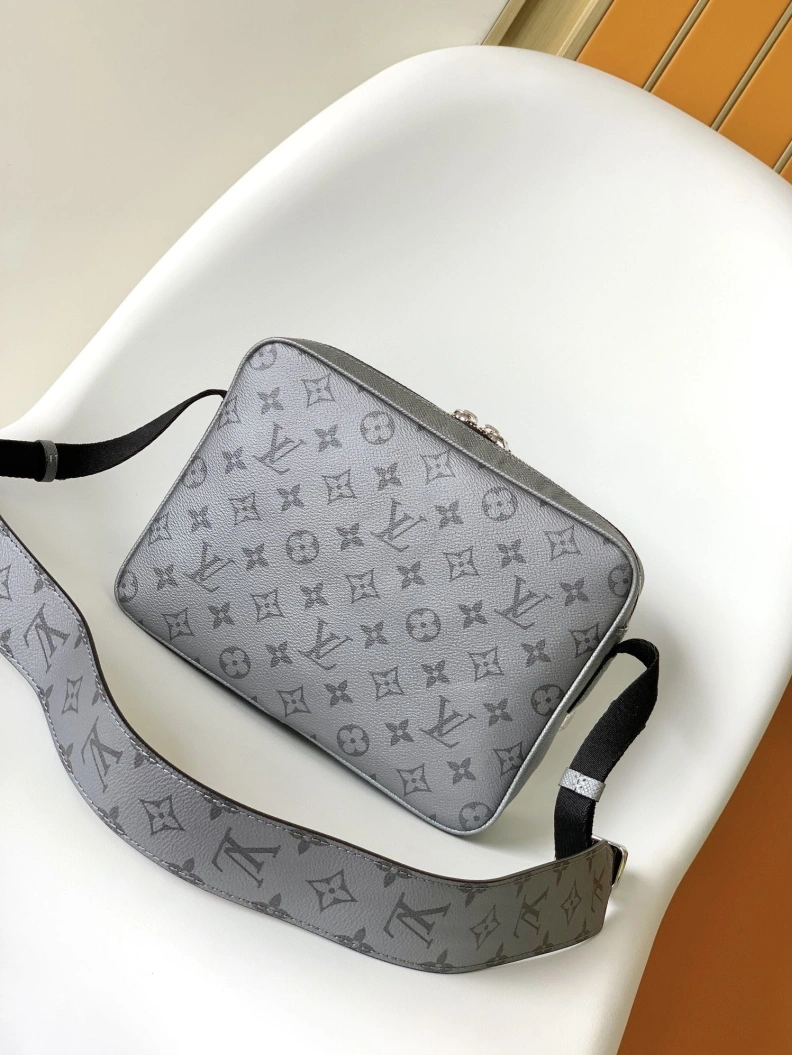 LX Satchel bags Affordable 8845