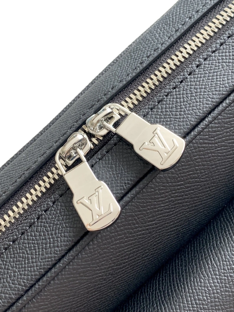 Vibrant LX Satchel bags 8848