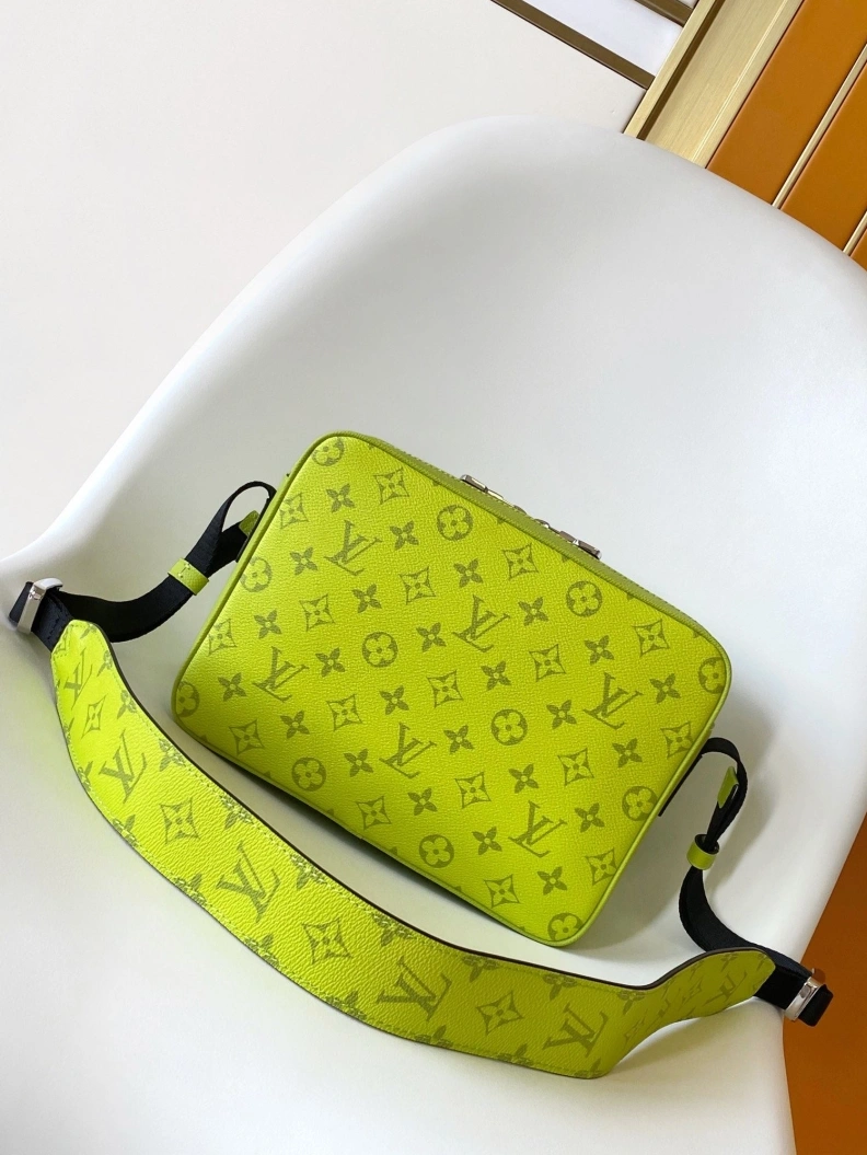 Timeless LX Satchel bags 8870