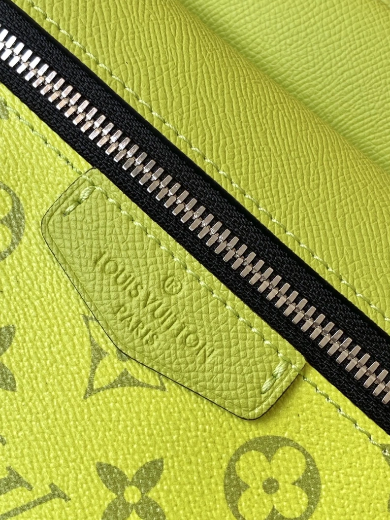 Timeless LX Satchel bags 8870