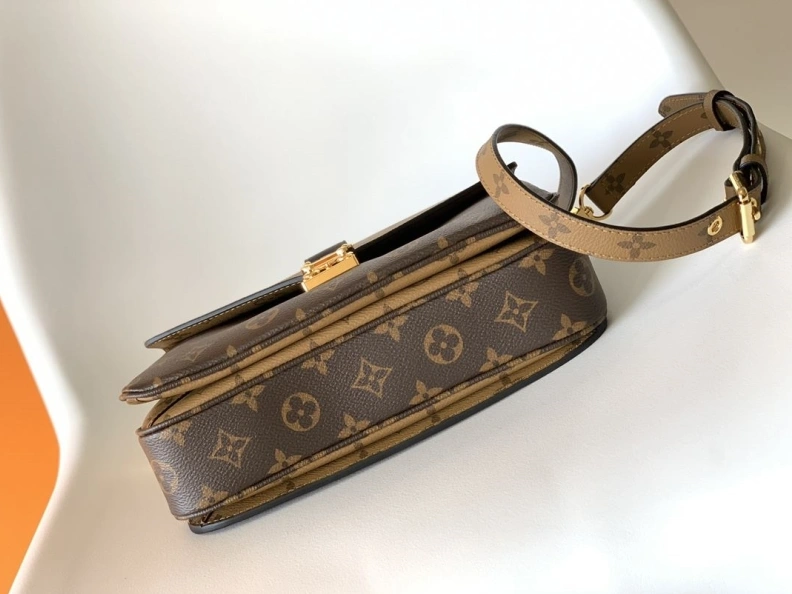 Lightweight LX Satchel bags 8819