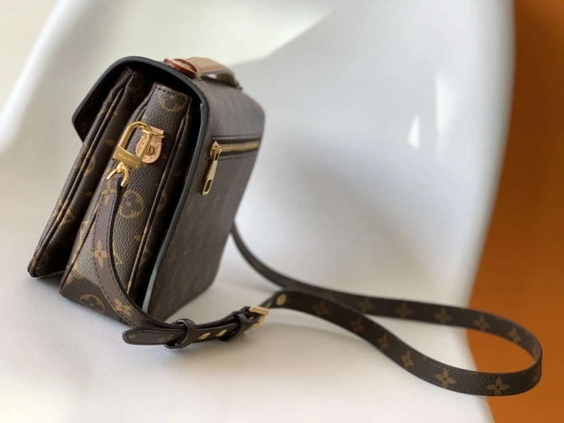Flexible LX Satchel bags 8822