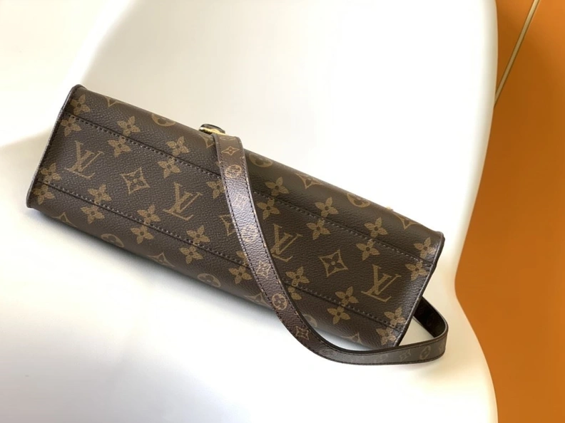 GoAnywhere LX Top Handle Bags 8218