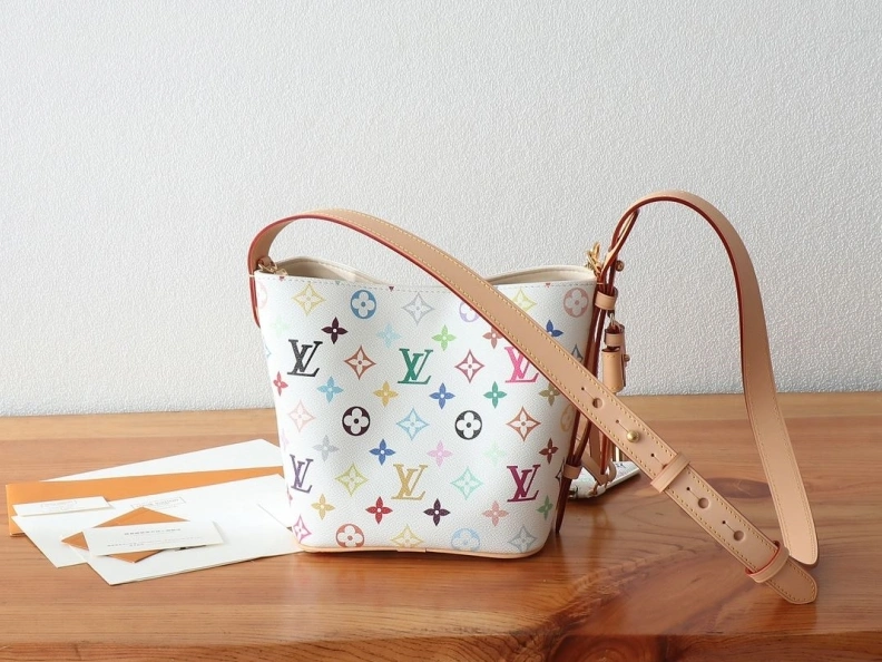 LX Satchel bags SportInspired 8851