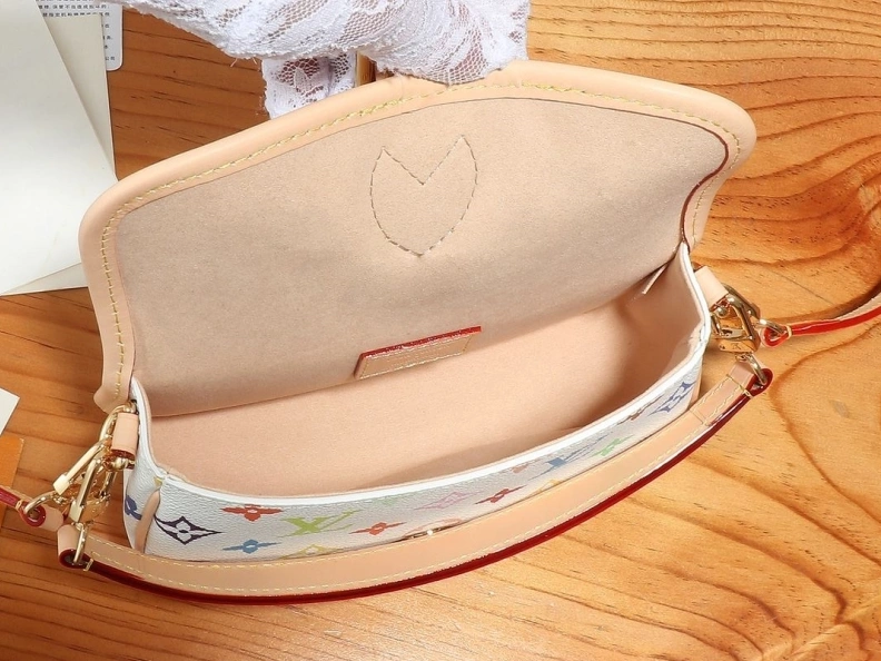 LX Satchel bags Compact 8800