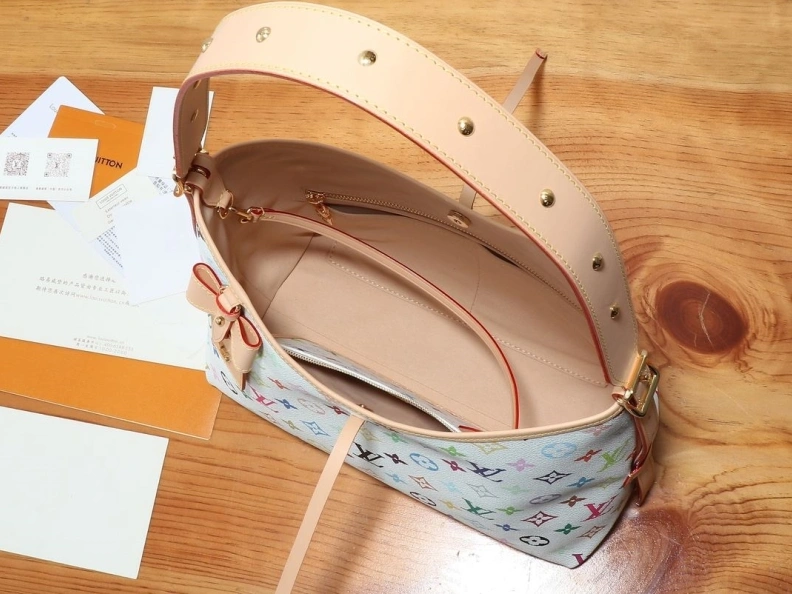 Timeless LX Top Handle Bags 8214