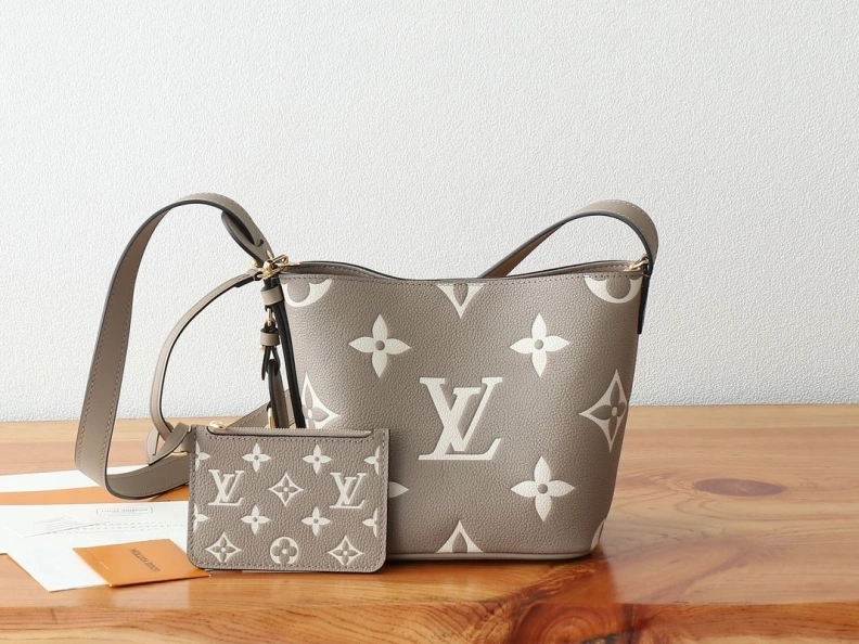 Lightweight LX Satchel bags 8809