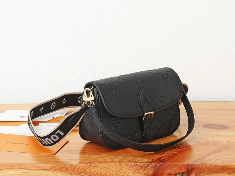 LX Satchel bags Unique 8806