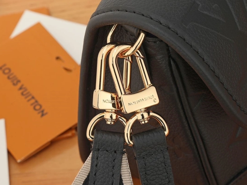 LX Satchel bags Unique 8806