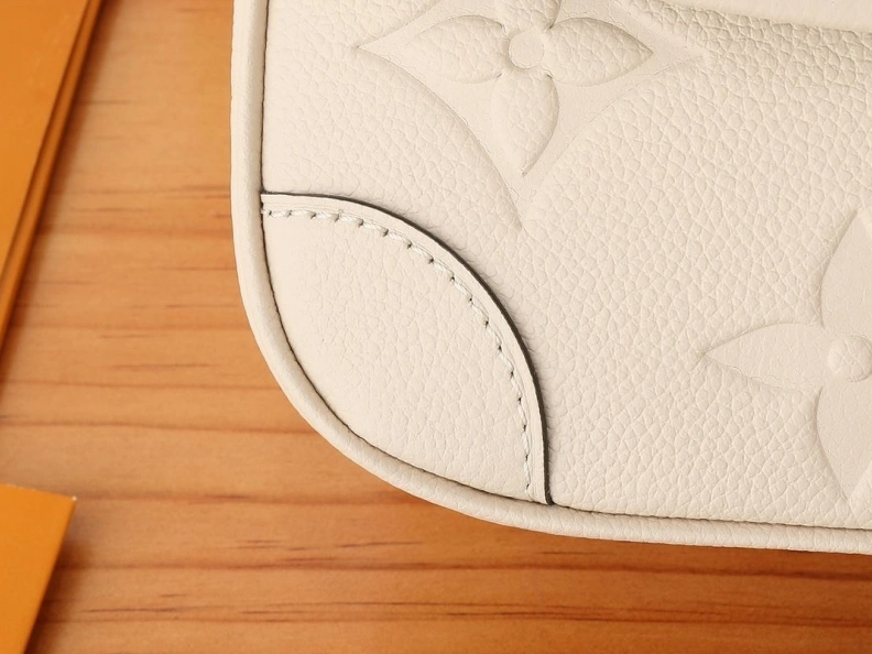 LX Satchel bags Lightweight 8803