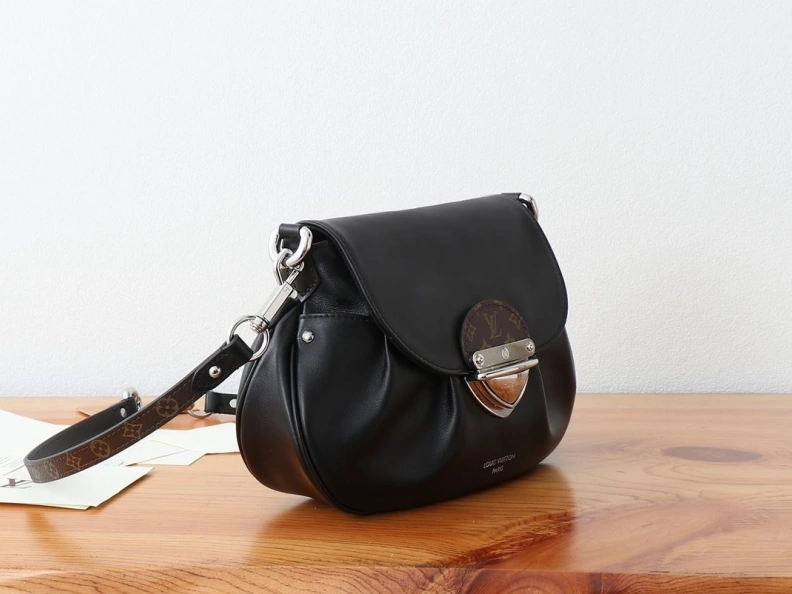 LX Satchel bags ModernLook 8802