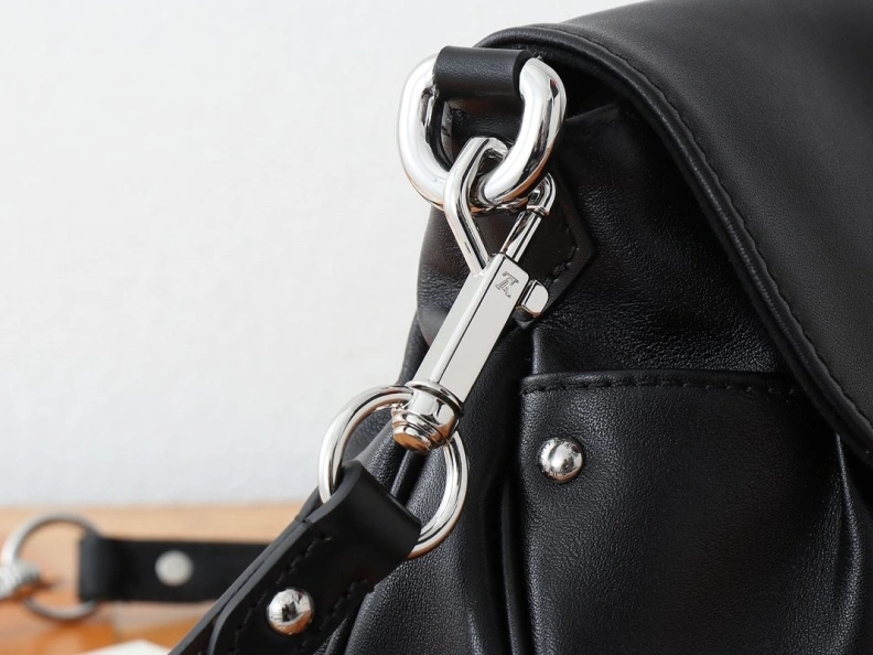 LX Satchel bags ModernLook 8802