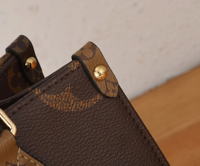 Vibrant LX Top Handle Bags 8210