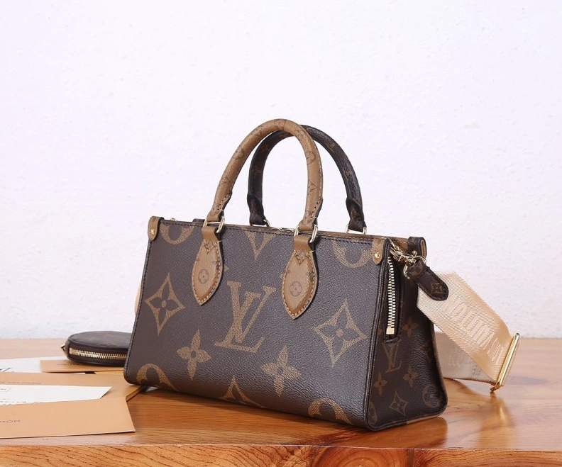 Trendsetting LX Top Handle Bags 8199
