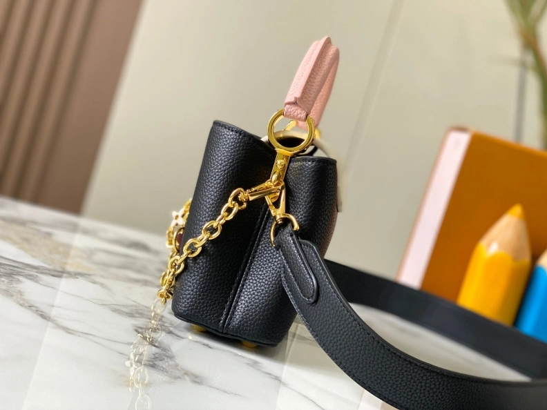 Trendsetting LX Caxucines Bags 9260